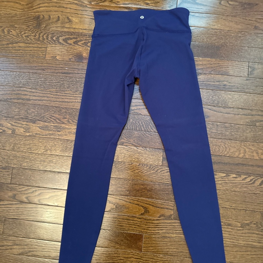 Lululemon Wunder Under Navy Leggings - AMAZING Condition